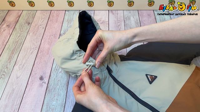 Ветровка Lanson Kids на молнии с капюшоном и акцентными цветными вставками разноцветная - видео