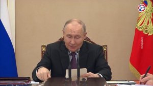 Владимир Путин провёл совещание с членами Правительства России