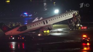 В аэропорту Нью-Йорка самолет столкнулся с пожарной машиной.