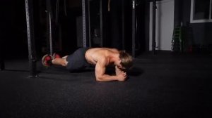 Пила с ногами в кольцах / Ring body saw