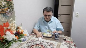 Трагедия в тарелке: вареники, которых никто не ждал или Вареники не виноград, сок тоже не компот.