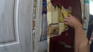 ВХОДНАЯ ДВЕРЬ БЫЛА НЕ ПЛОХАЯ