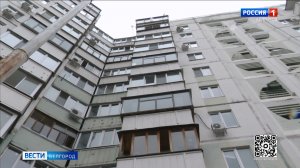 На улице Славянской в Белгороде восстанавливают пострадавший в результате атаки ВСУ МКД