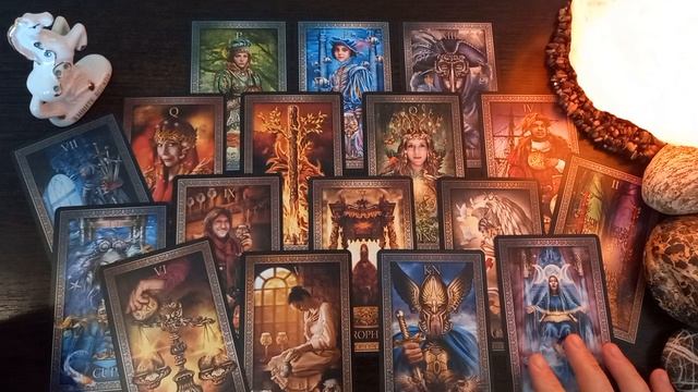 ЕГО МЫСЛИ, ЧУВСТВА, НАМЕРЕНИЯ. БУДУТ ЛИ ДЕЙСТВИЯ? ТАРО