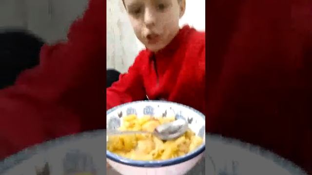 отвечаю на вопросы и делаю действия