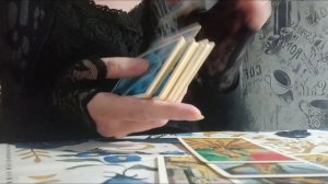 Его следующий шаг по отношению к вам? Расклад Таро