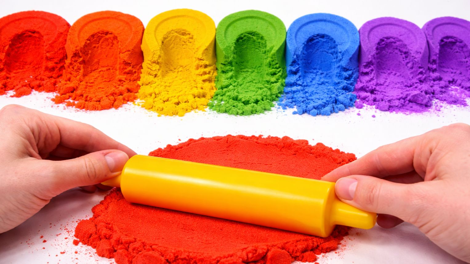 Учим цвета с песком 🌈 Кинетический песок для детей | Развивающее видео для детей