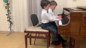 Ансамбль Гришин Иван, Субботин Мирон