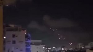 Израиль этой ночью,пво уже даже не отстрелялся