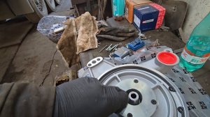 Помпа MAN TGA мотор D 2866 ,D 2876 как снять