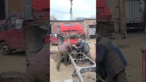 Снимаем двигателя с двух Hyundai