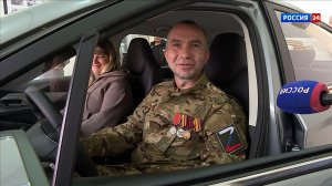 В Кировской области Фонд «Защитники Отечества» вручил автомобиль с ручным управление ветерану СВО