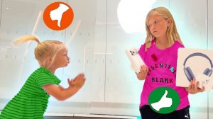 СОФУНЬЯ ШАЛУНЬЯ - ДЕНЬ "ДА." СОФИЯ КУПИЛА ВСЕМ ПОДАРКИ.