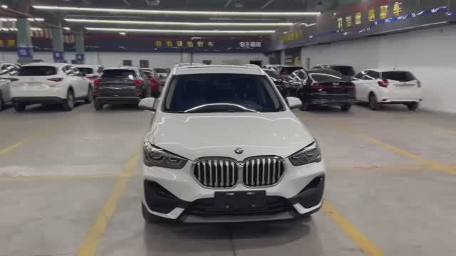 BMWX1