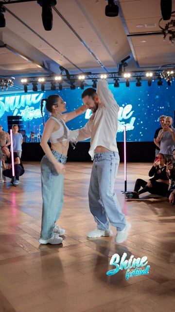 Зук в бачате: теперь официально тренд? Разбираемся на примере Shine 🔥