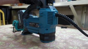 Аккумуляторный автомобильный насос Makita DMP181Z