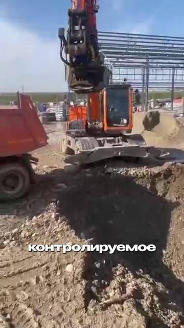 Тилтротатор Delta — в деле! Экскаватор стоит, ковш работает! #спецтехника #экскаватор #тилтротатор