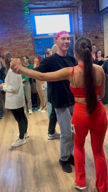 Бачата: Когда зрители украли шоу: живые эмоции на ДнД 🎭**