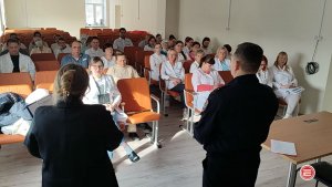 Не все профессии нужны. Медикам Ревды порекомендовали не становиться дропперами и курьерами