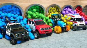 Разноцветные машинки скатываются с холма и падают в бассейн