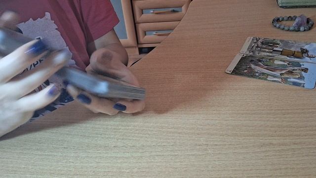 Весы  Таро Прогноз на Апрель 2026