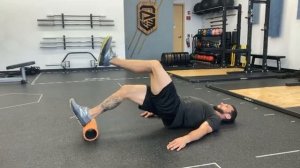 Сгибание ноги с опорой на ролик на бицепс бедра / Single leg hamstring curl on a roller