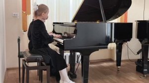 Медведовский Е. И., «Вместо диксиленда». Смольская Ева (9 л., 3 кл), Курносов Андрей (11 л., 4 кл).