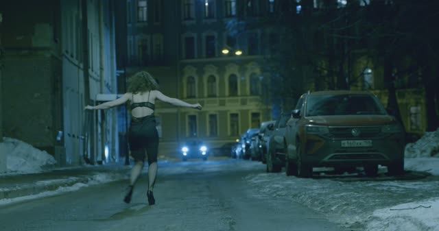 Музыкальный клип: Бессонная ночь - Люди Извне