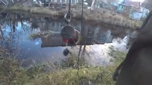 ПОЛ ЦЕНЫ МАГНИТА СРАЗУ ОКУПИЛ ЗА ГАРАЖАМИ В РЕЧКЕ ЖЕЛЕЗА ПРОСТО ПОЛНО!!!