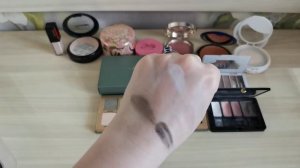 Косметичка Апрель 2026