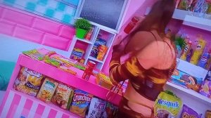 Попробуй не засмеятся