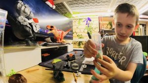 Побег Тирекса из клетки или что интересного в наборе RoboAlive🍿