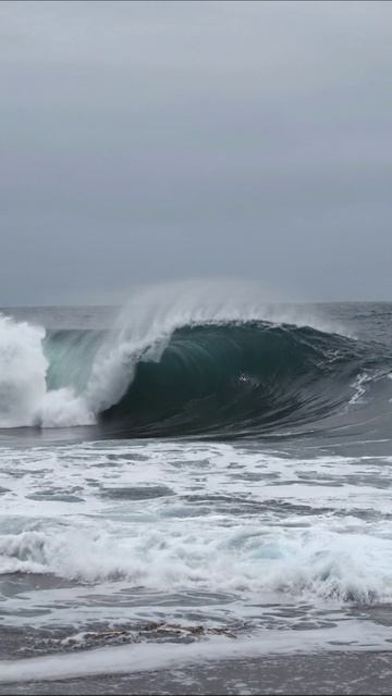 Волны океана: спокойствие природы #океан #природа #волны