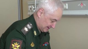 Министр обороны РФ вручил медаль «Золотая Звезда» рядовому Сергею Ярашеву