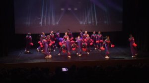 "Время молодых" чир-данс