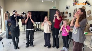 Мастер-класс по игре на варгане прошёл в этнопарке «Дюкча»