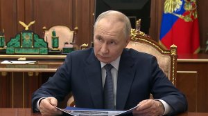 Владимир Путин в Кремле провел встречу с губернатором Калининградской области.