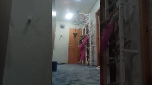 это топор как садится на шпагат новичкам