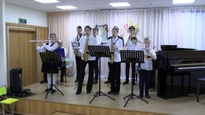 Ансамбль духовых инструментов. Р. Глиэр «Гимн великому городу».  К. В. Глюк «Веселый хоровод»