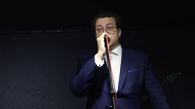 Александр Стрижиченко — Поклонимся великим тем годам (А. Пахмутова – М. Львов)