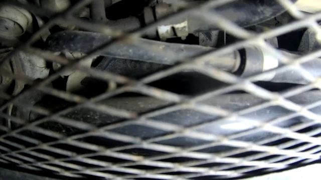 как снять решетку радиатора, сопливят патрубки mitsubishi pajero 4, pajero