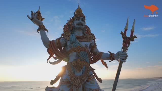 БАЛИ: знакомство с одним из самых очаровательных островов на Земле! Документальный фильм в 4K