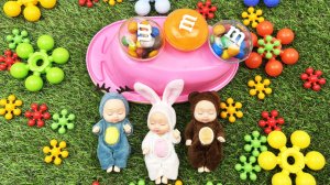 Мультики для девочек про спящих лялек в ярких ванночках с бусинками. Мультики малышам