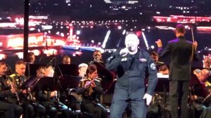 "Северная самба" под военный оркестр.