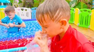 Крис и Приключение в гараже с машинками - Изучаем цвета для детей