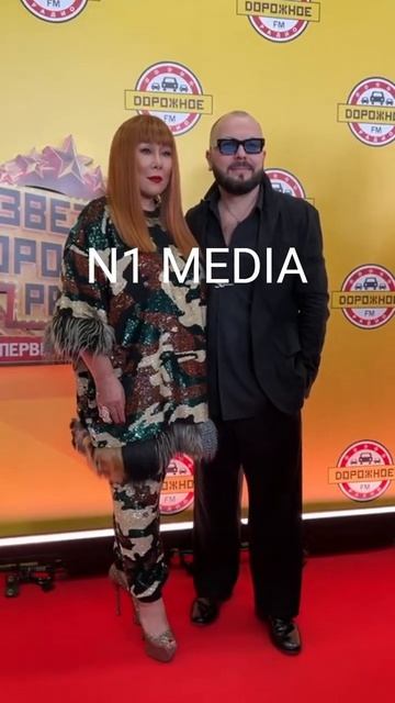 Анита Цой и Ярослав Сумишевский, как вам стиль и образы артистов?