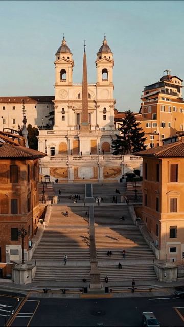 Удивительная площадь Испании: красота Рима #Рим #Испания #архитектура