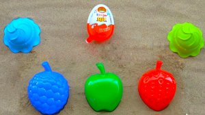 Игрушки Киндер Сюрпризы и Ягоды | Мультики для для детей и Песенки для малышей