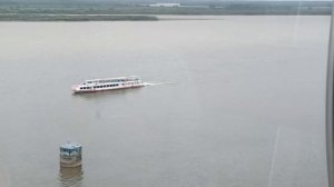 ВЕЛИКАЯ РЕКА ВПЕЧАТЛЯЕТ