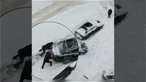 Один из них понимает, как толкать